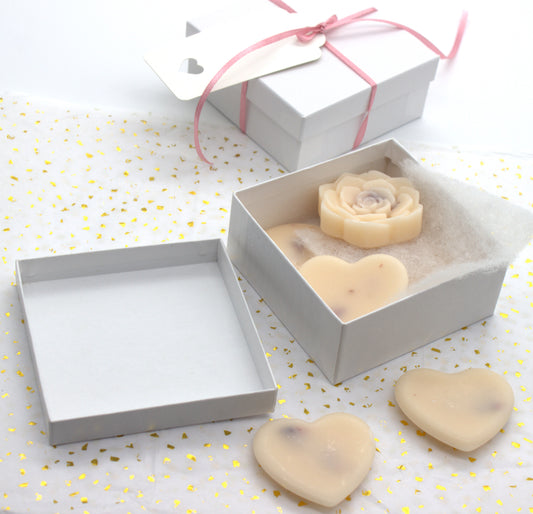 Hug Soy Wax Melts - Eight in a Box
